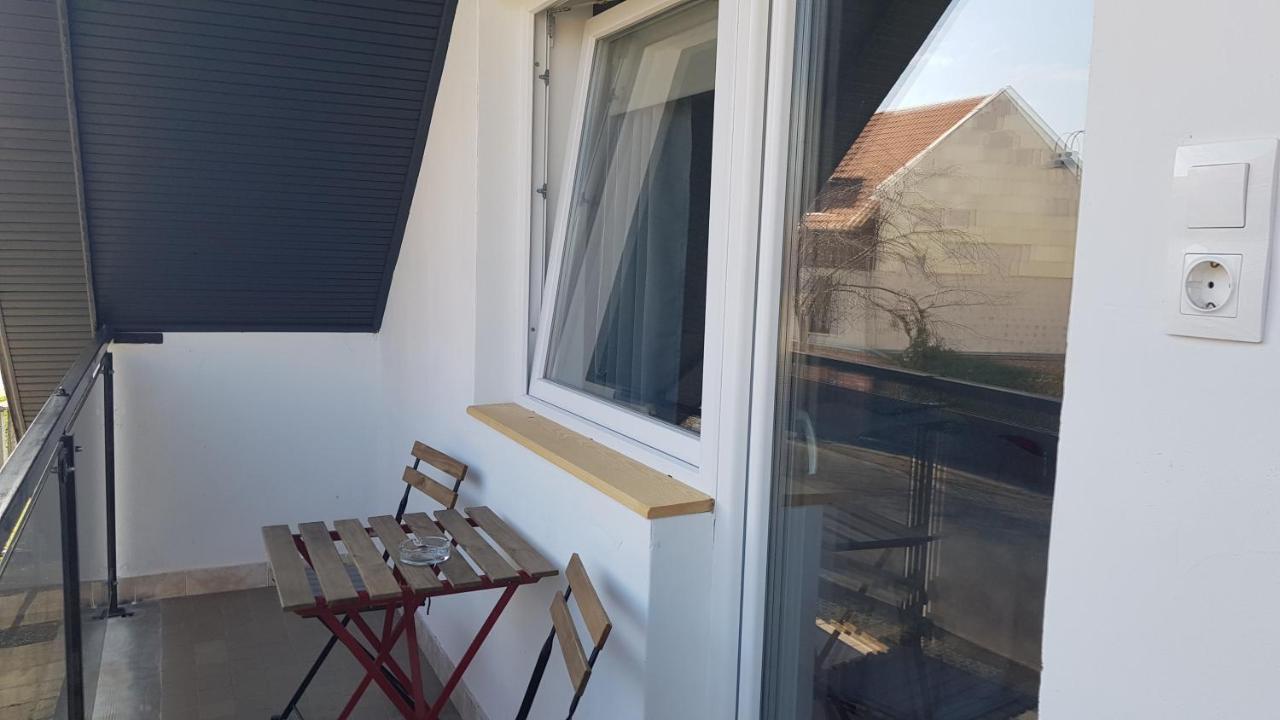 Vegvar Delux Apartman Gyula Εξωτερικό φωτογραφία